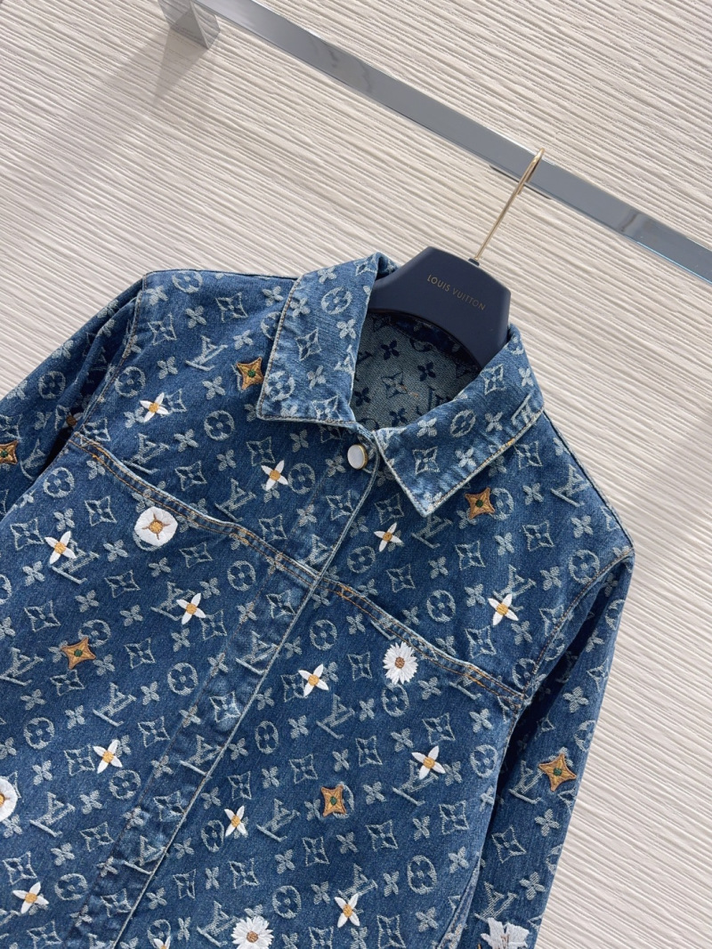 Женская джинсовая куртка с цветочным декором Louis Vuitton