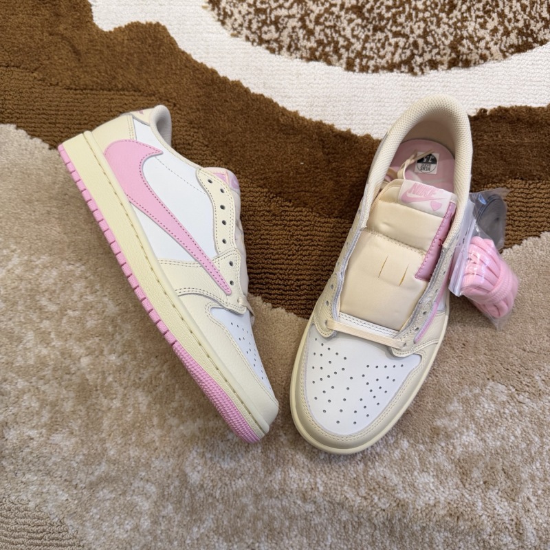 Nike Air Jordan 1 Low White Pink