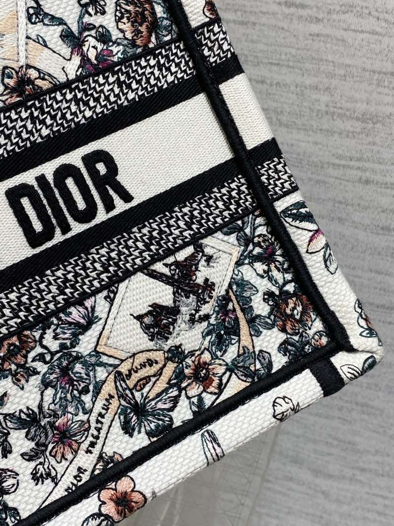 Сумка-тоут Christian Dior с цветочным принтом