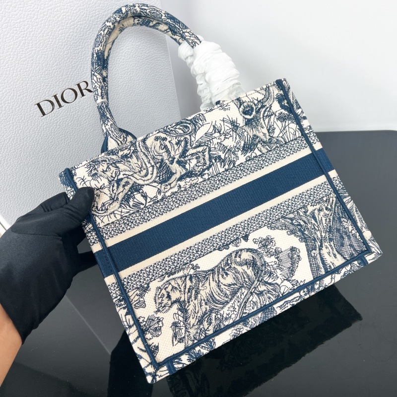 Сумка Christian Dior Book Tote Зверинец