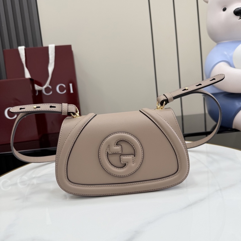 Сумка Gucci с логотипом GG