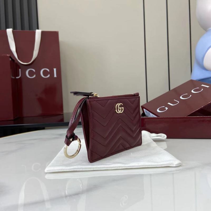 Кошелек Gucci с молнией и ремешком