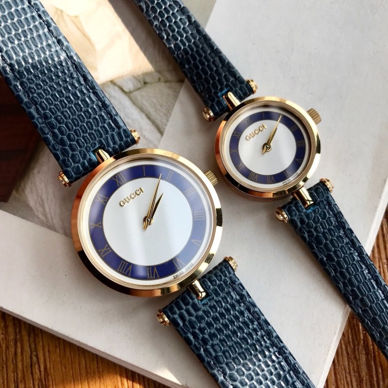 Часы Gucci