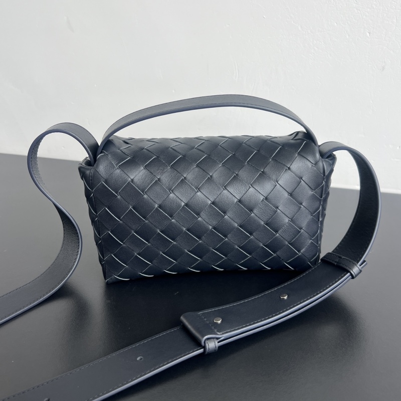 Сумка-кроссбоди Bottega Veneta