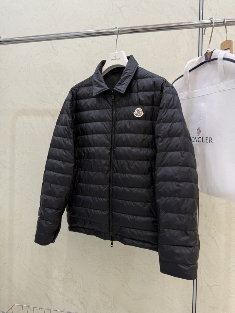 Пуховик Moncler