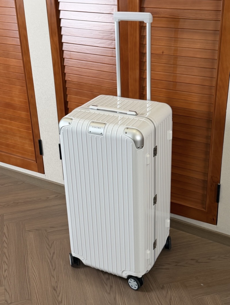 Чемодан Rimowa Hybrid серия, поликарбонат с алюминиевой рамкой