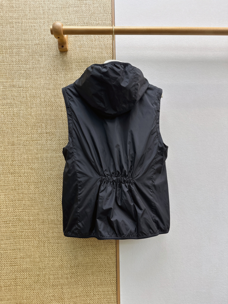 Пуховик Moncler