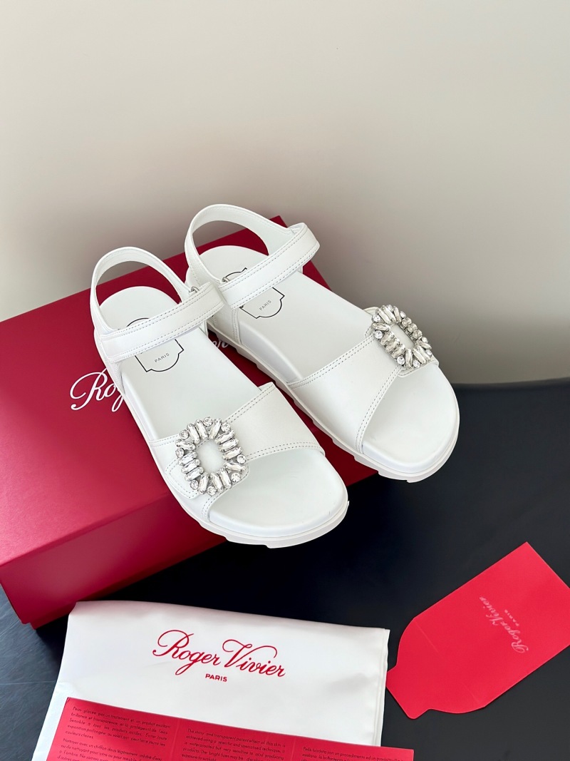 Босоножки Roger Vivier на толстой подошве с пряжкой