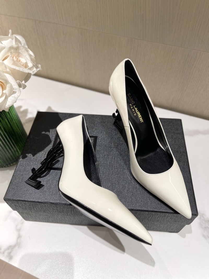 Женские лаковые туфли Saint Laurent
