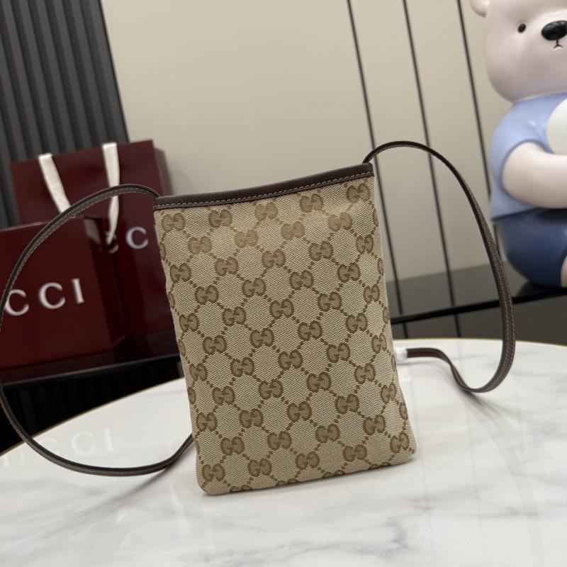 Сумка Gucci с монограммой