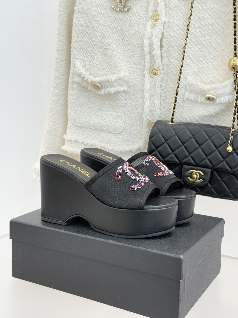 Женские сабо на платформе с бисерным декором Chanel