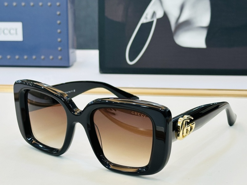 Солнцезащитные очки Gucci GG1975S