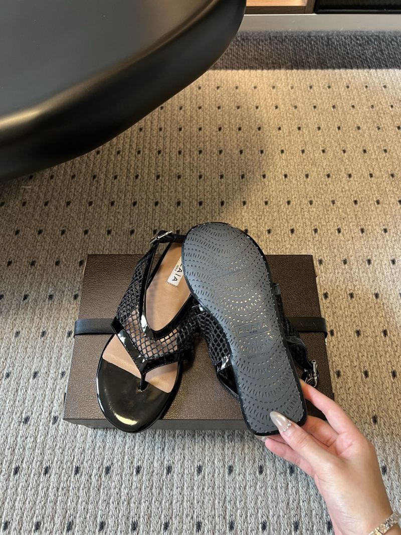 Женские босоножки Alaïa черного цвета с сетчатым декором