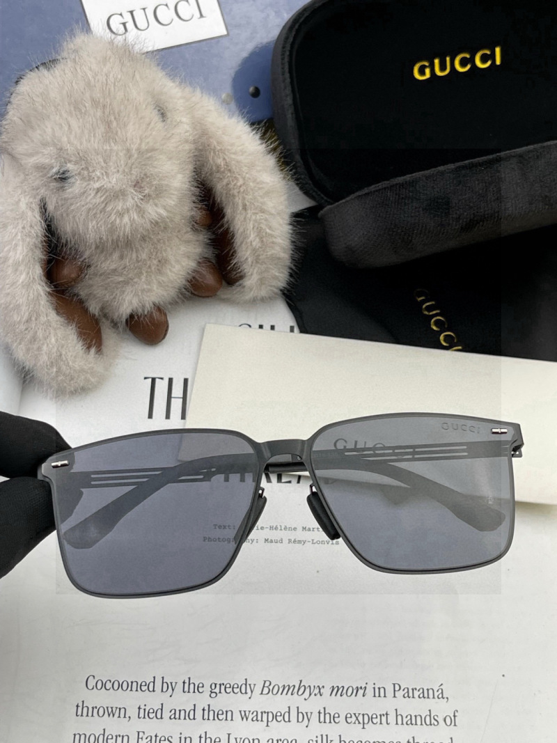 Солнцезащитные очки мужские Gucci