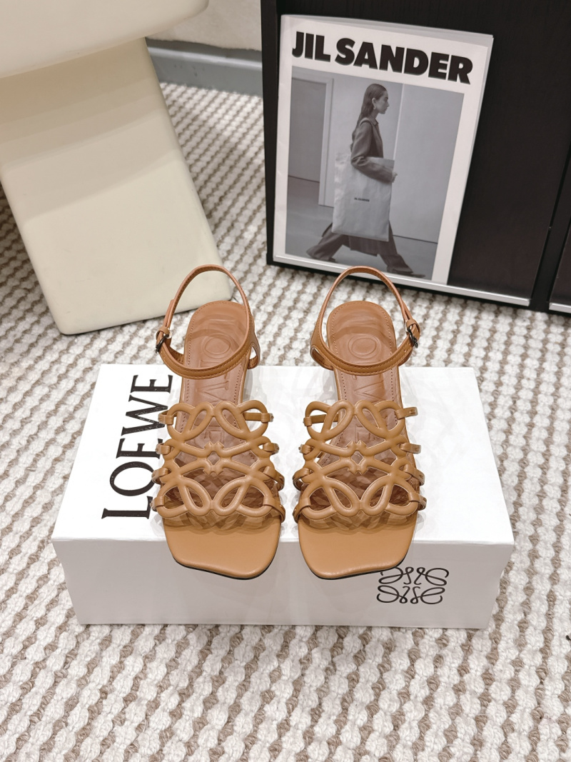 Женские сандалии из натуральной кожи с плетеным декором Loewe