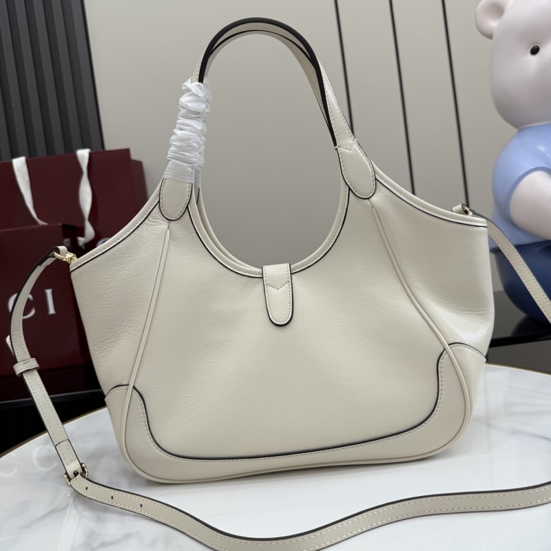 Сумка Gucci кремовая с золотой фурнитурой