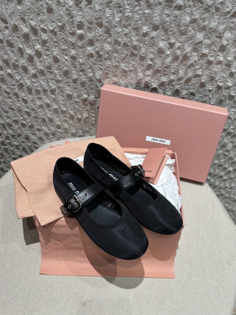 Женские балетки Miu Miu с ремешком из сетки