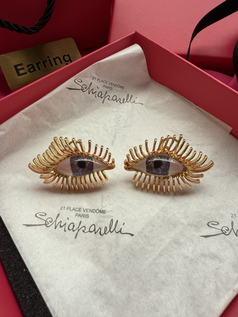 Серьги в виде глаз Schiaparelli