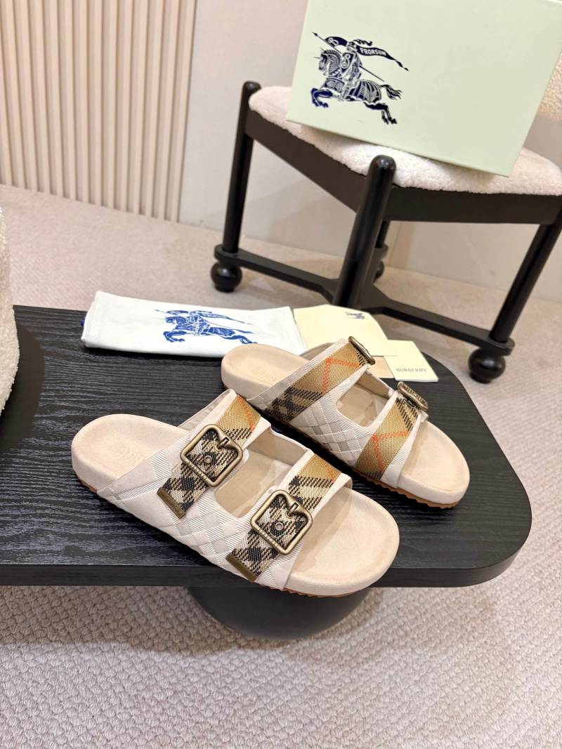 Белые шлёпанцы с классическим узором Burberry