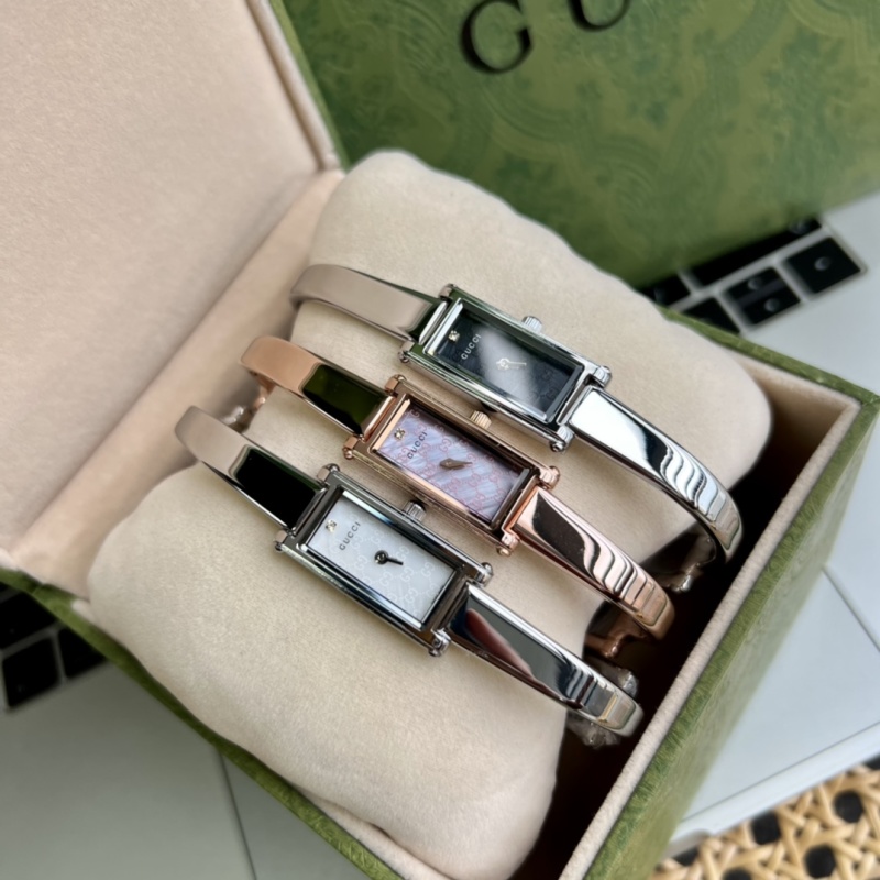Часы Gucci
