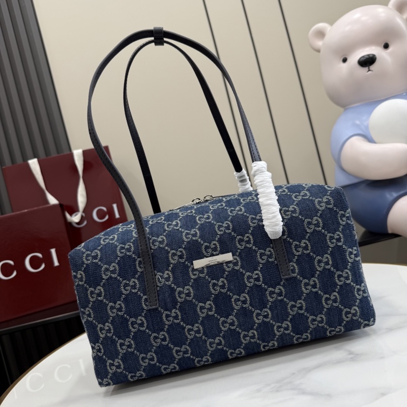 Сумка Gucci из денима с монограммой
