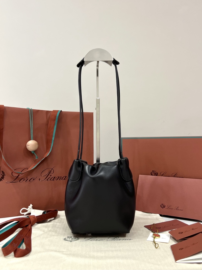 Чёрная сумка Loro Piana Bale Softy