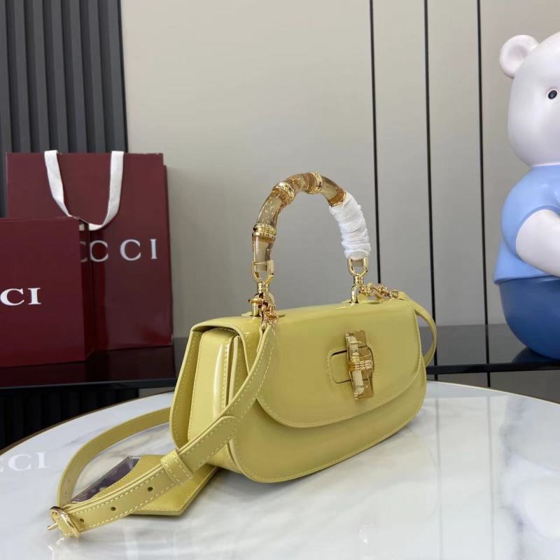 Сумка Gucci с бамбуковой ручкой