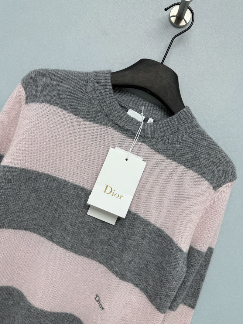 Свитер Dior с розово-серыми полосами