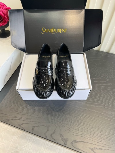Лоферы Saint Laurent