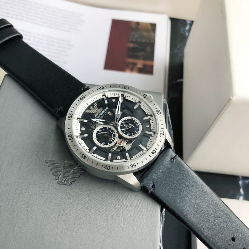 Часы Emporio Armani