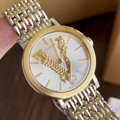 Часы Versace