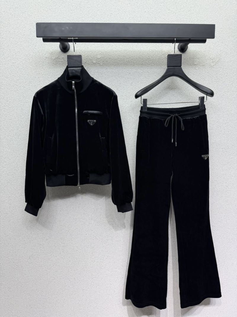 Спортивный костюм Prada