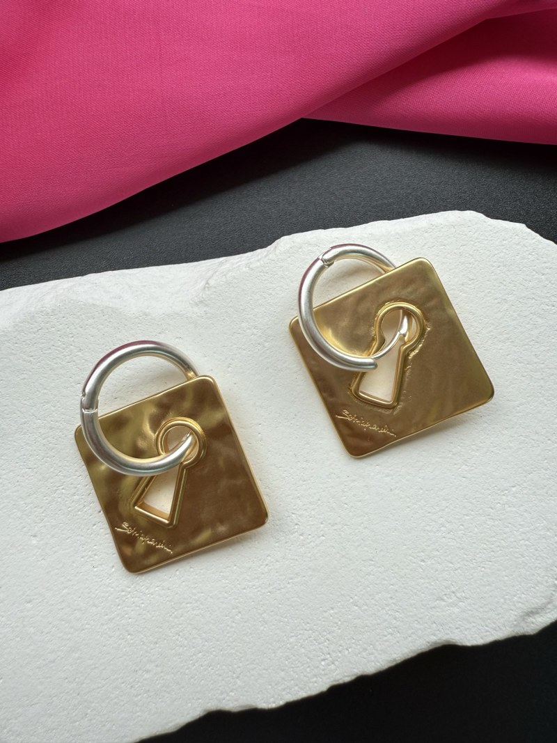 Серьги Schiaparelli