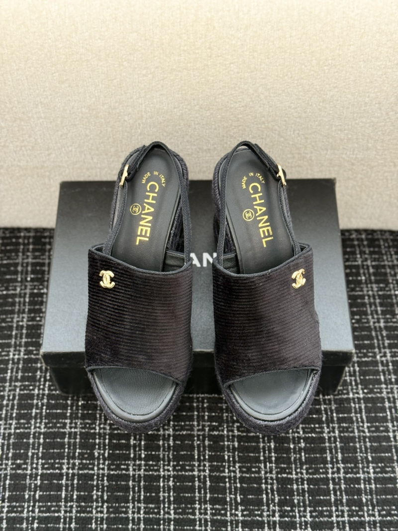 Босоножки Chanel на платформе