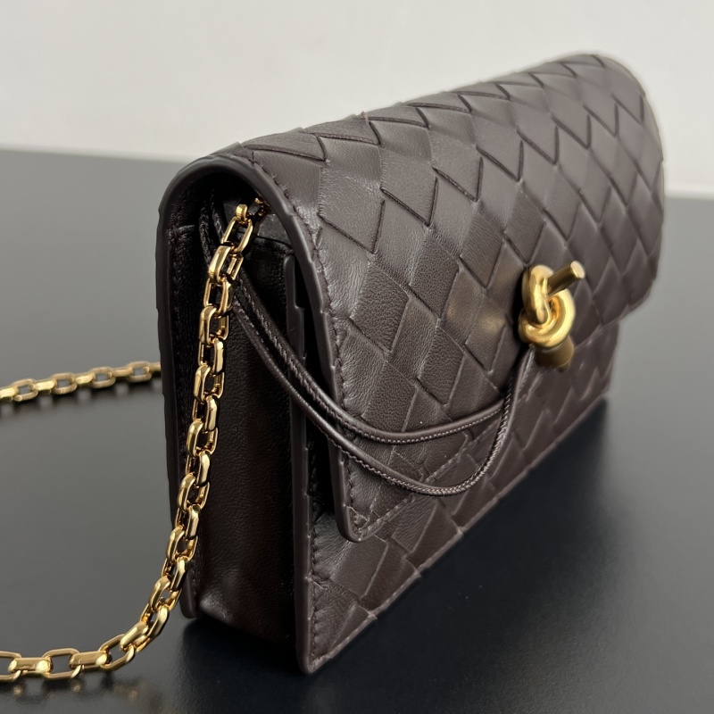 Сумка Bottega Veneta Andiamo мини с плетением