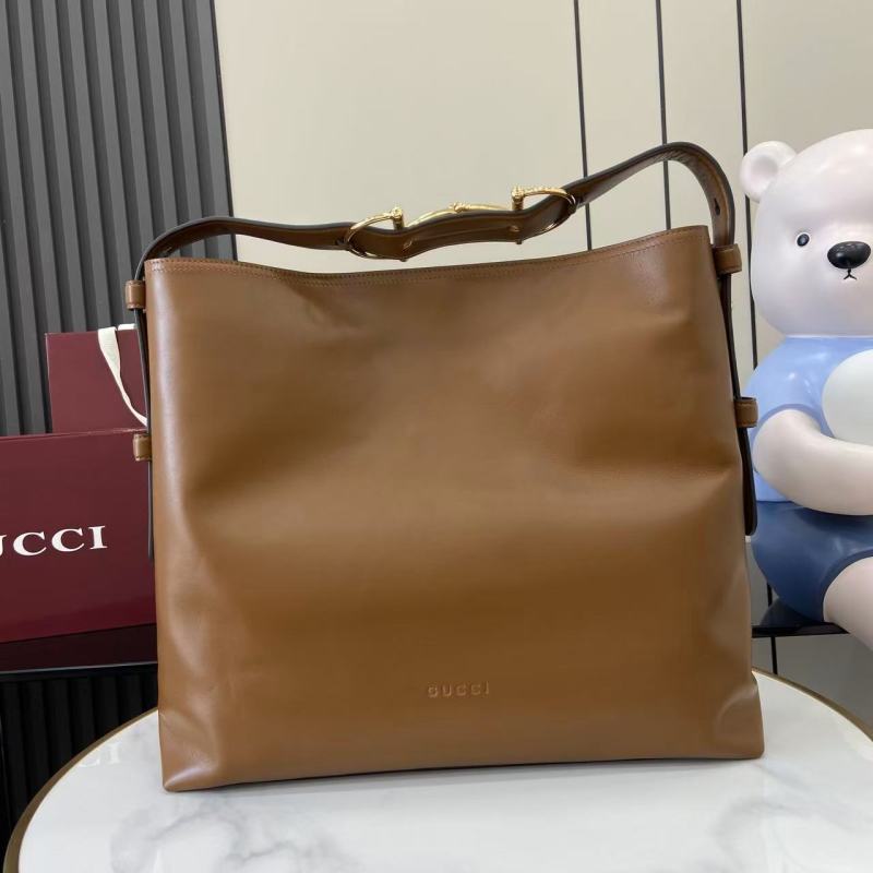 Сумка Gucci коричневая с пряжкой