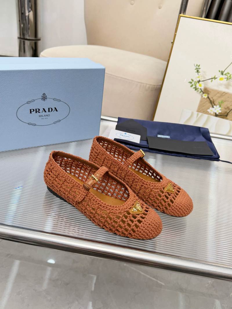 Босоножки Prada