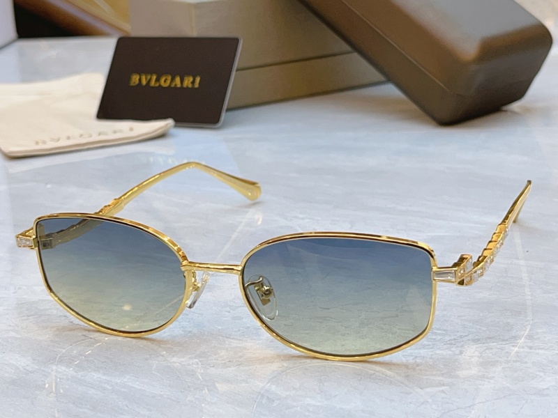 Солнечные очки Bvlgari розовое золото модель BV 1803LU