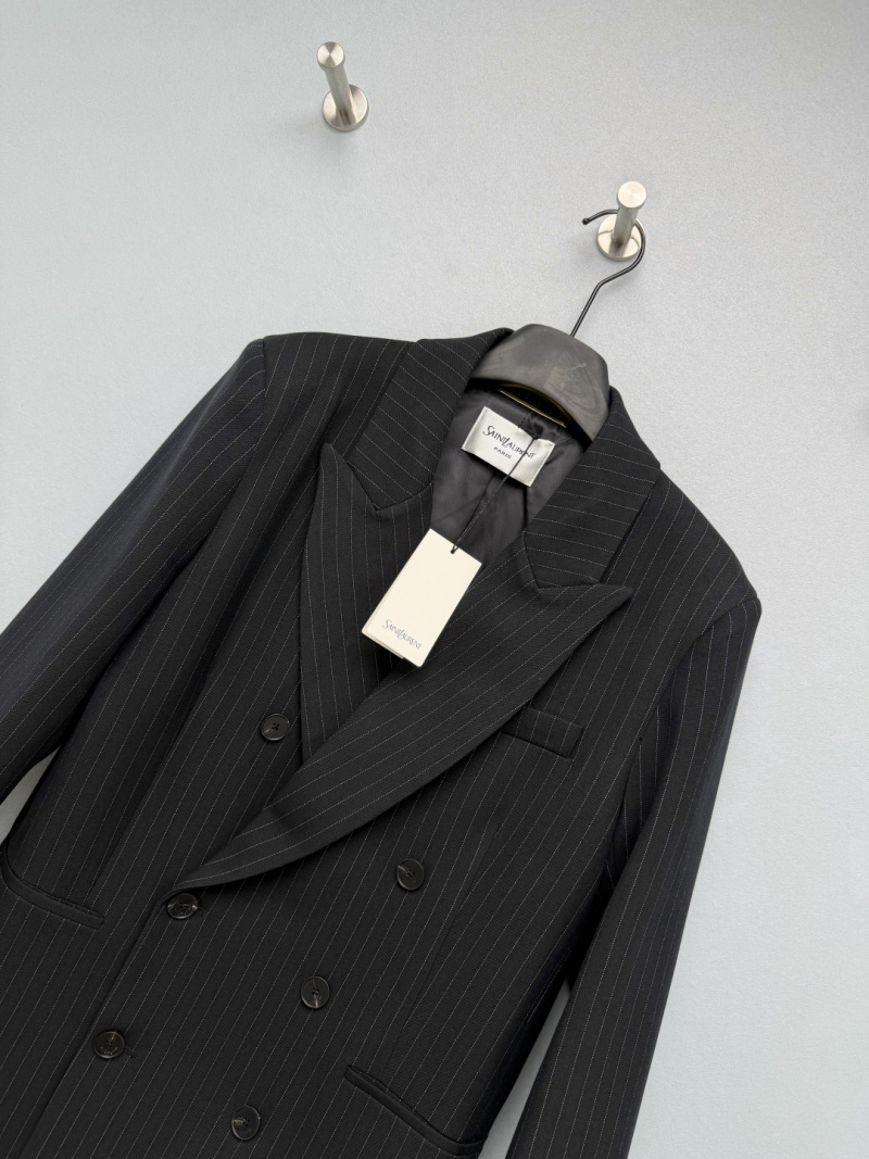 Чёрный пиджак YSL с белыми вертикальными полосами Saint Laurent