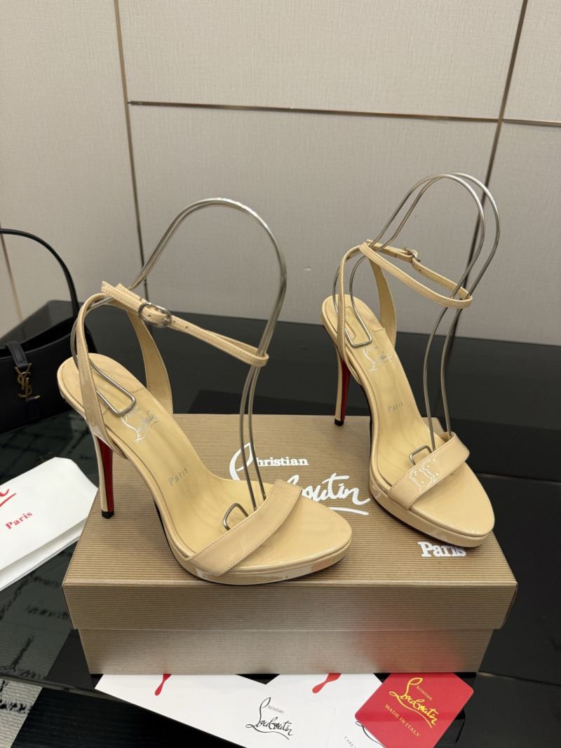 Женские лаковые босоножки Christian Louboutin