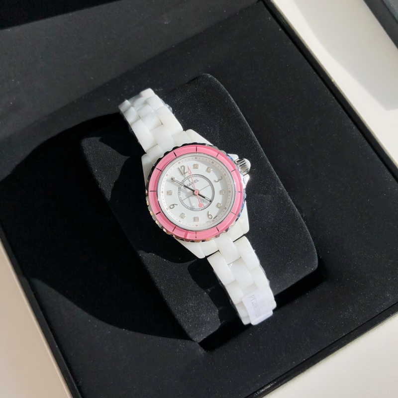 Часы Chanel