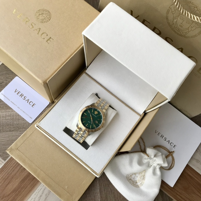 Часы Versace