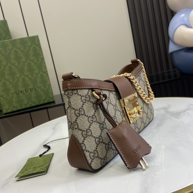 Сумка Gucci с цепочкой и замком