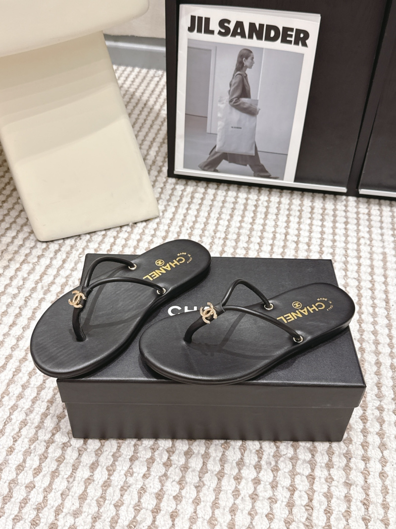 Шлёпанцы женские с двойным логотипом Chanel