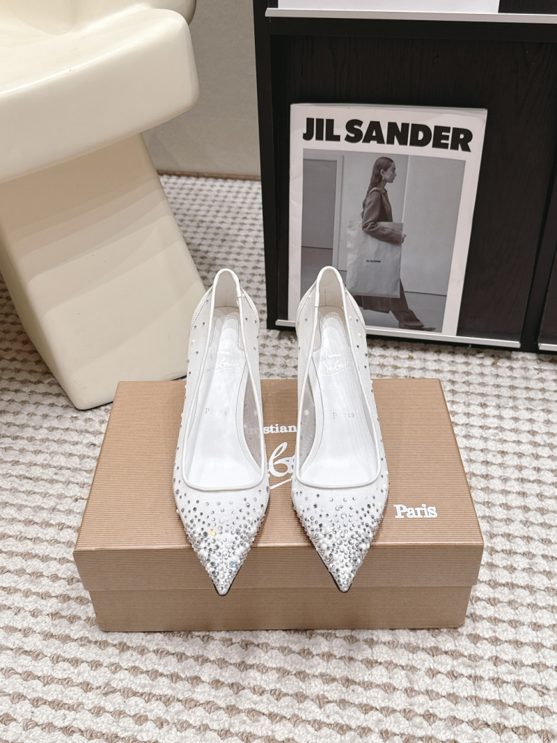Женские туфли с декором Christian Louboutin