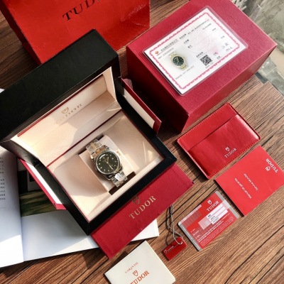 Часы Tudor