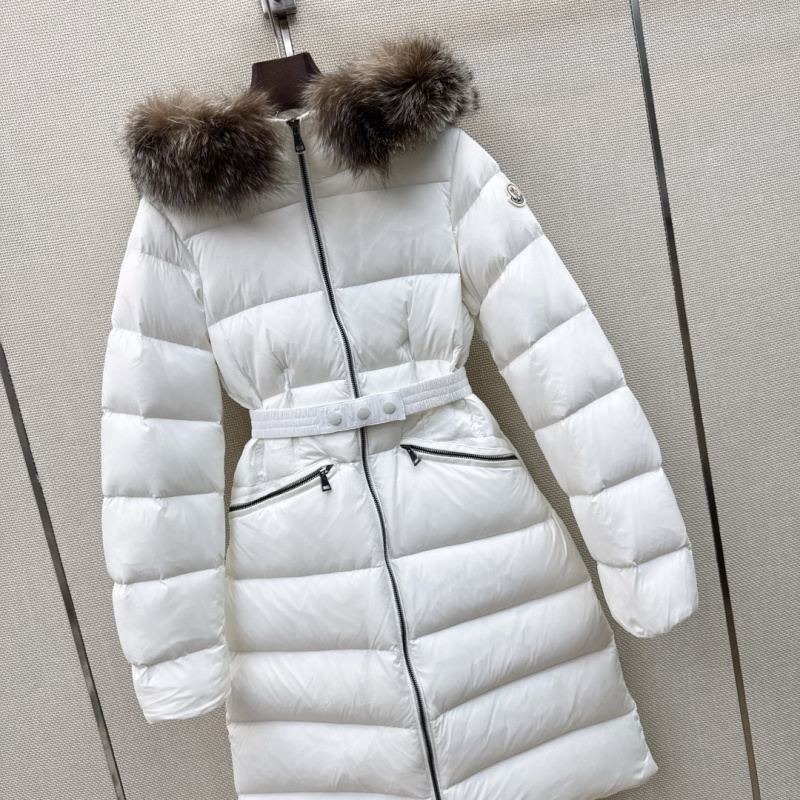 Пуховик Moncler