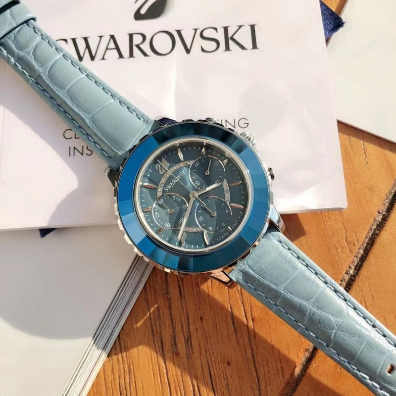 Часы Swarovski
