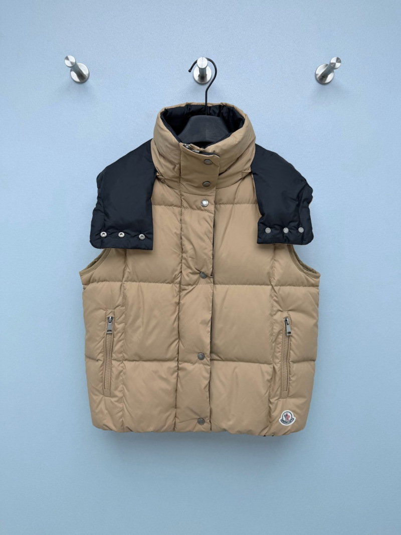 Жилет Moncler