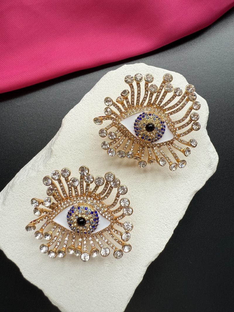 Серьги в виде глаз Schiaparelli